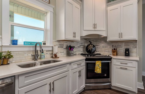 Dauphin Island House | SeaBatical - Close to the beach and great amenities!