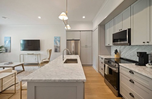 Pass Christian Villa | Seabreeze Haven 6 - Steps to Beach, Pool, Fast WiFi