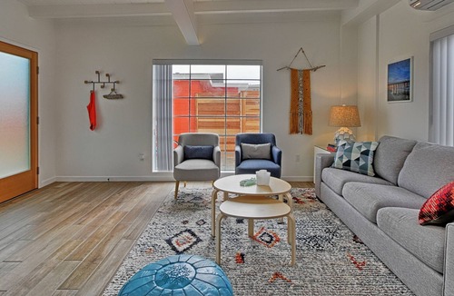 Pierpont Bay Cabin | Seaward Beach Modern Bungalows