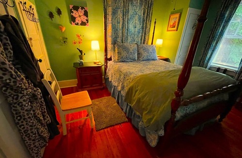 Winchester House | Secret Gardens Carriage House A Sweet Space Among the Gardens