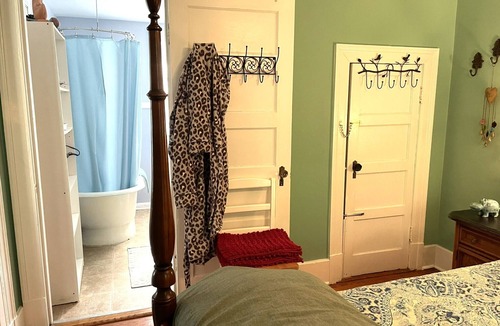 Winchester House | Secret Gardens Carriage House A Sweet Space Among the Gardens