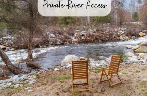 Three Rivers Hotel | Sequoia Village