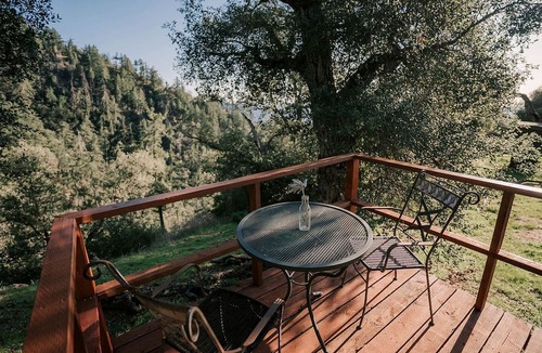 Pauma Valley Cabin | Serene Sanctuary with Scenic Decks & History-Infused Mountain Escape in Pauma Valley, California