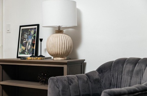 Mar Vista Apartment | Serene Urban Haven