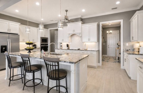 Dauphin Island House | Shangri-LA | Stylish Stay by the Sea. Open 9/26