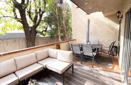 North Hollywood Villa | Sherman Oaks Townhome Private Patio + Pool Access