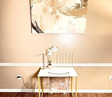 Fondren Apartment | Short Walk to JSU Stadium, Hospitals, and Bars in Fondren