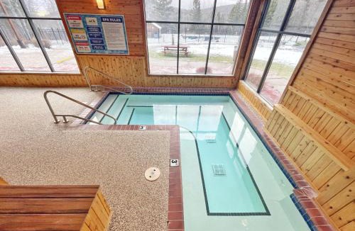 Lutsen Apartment | Ski-In/Ski-Out Condo at Lutsen Mtn | Pool, Hot Tub