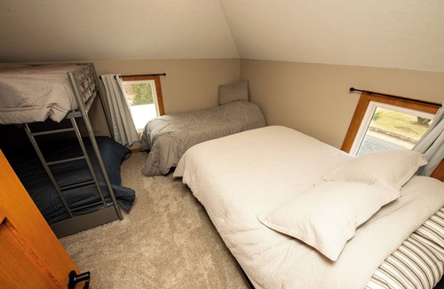 Plymouth House | Sleeps 13 - Hot Tub - Game Room - minutes from Road America