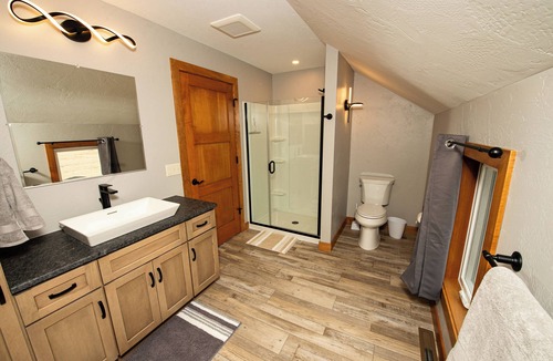 Plymouth House | Sleeps 13 - Hot Tub - Game Room - minutes from Road America