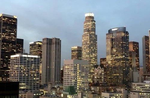 Hollywood Apartment | Snazzy 3BR Apt Hollywood with Pool & Spa