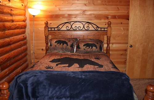 New Lisbon Cabin | Sook's Sanctuary - Your Relaxation Vacation Private Log Cabin - Peace At Last!!