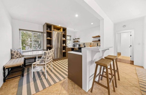 East Beach Condo | Soul & Sea #7 - East Beach Retreat