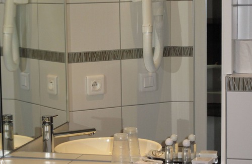 Epinettes Hotel | Source Hotel