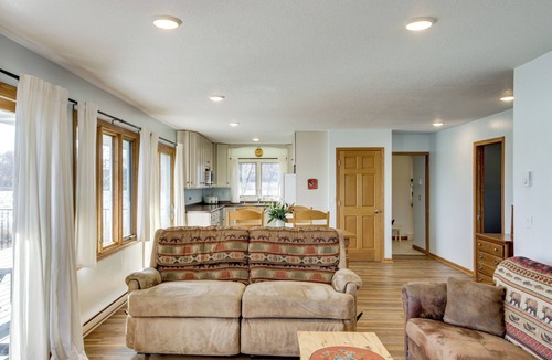 Brainerd House | South Long Lake Home w/Yard: Pets Welcome!