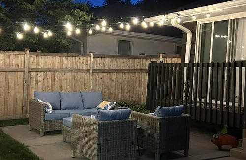 Diamond Lake Apartment | South Minneapolis with easy access to everything!