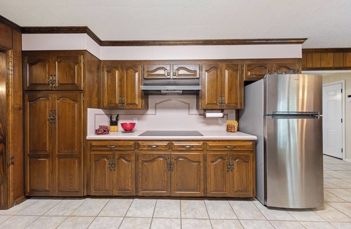 Broussard House | Southern Charm in the Heart of Cajun Country 3BR Home Sleeps 8