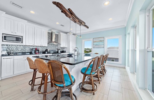 Surf Side Shores House | Southern Charm | Pet-Friendly + Short Walk to Beach & Private Pool