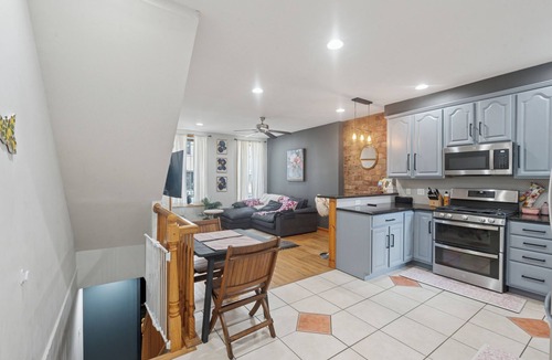 Fairmount Condo | Spacious 2 BR Fairmount-Francisville Flat, Spa Bath, NEW!