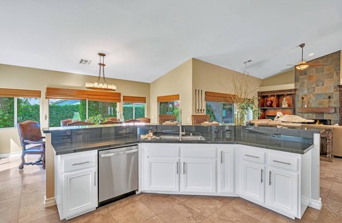 Indio House | Spacious 3 Bedroom Stunner in Indian Springs Country Club ID105