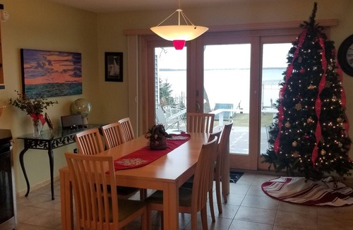 Detroit Lakes House | Spacious 4 Bed/3 Bath Lake Home On The Shore Of Big Detroit Lake