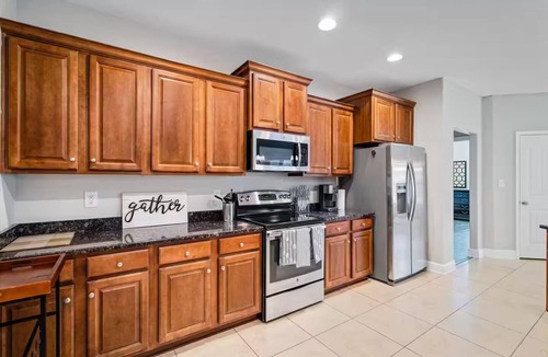 Semmes House | Spacious 4 bedroom/2 bath in Sweet Home Alabama
