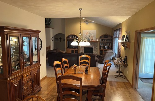 Village of Harrison House | Spacious 4-bedroom house. 23 miles to Lambeau Field and 21 miles to EAA Oshkosh
