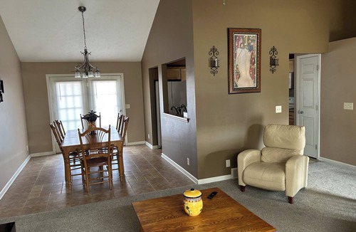 West Omaha House | Spacious 4-bedroom house in charming Omaha with AC
