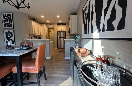 Murrieta Hot Springs House | Spacious 4-bedroom townhome with Pool, WiFi, AC in marvelous Murrieta