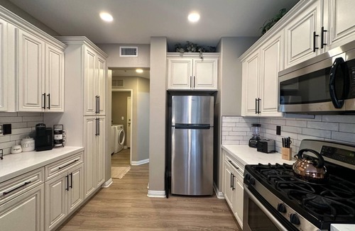 Murrieta Hot Springs House | Spacious 4-bedroom townhome with Pool, WiFi, AC in marvelous Murrieta