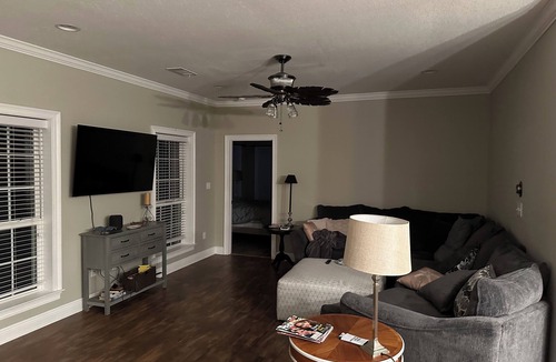 Shoreline Park House | Spacious 4-bedroom house on the water, Outdoor Living area, Bay St. Louis.