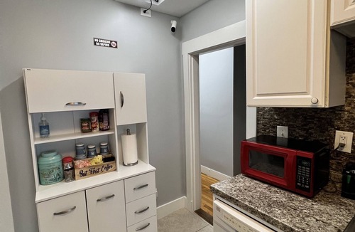 St. Elizabeth's Apartment | Spacious 4BR Near Green Line, BC & Boston