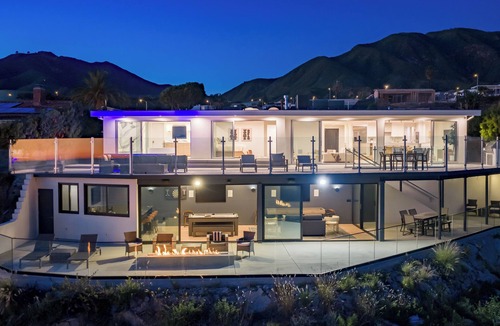 Malibu House | Spacious 5-bedroom house with unobstructed ocean views