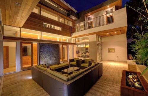 Culver - West House | Spacious 5-bedroom house in marvelous Los Angeles with AC.