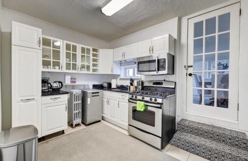 Malden Apartment | Spacious 5Br home in Malden with AC & heat