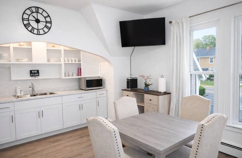Danielson House | Spacious 8BR Home w/Foosball & Parking