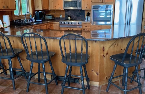 Stone Lake Cabin | Spacious and beautiful on Lac Courte Oreilles. Book now for 2027!