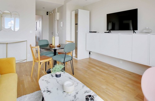 Plateau - Mont-Valerien Apartment | Spacious apartment - Nanterre - Mobility lease