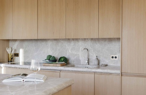 Saint-Vincent-de-Paul Apartment | Spacious apartment overlooking the Eiffel Tower