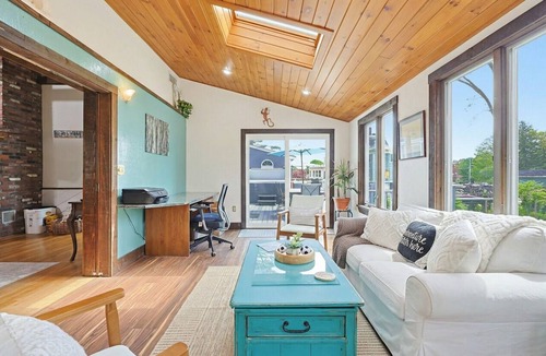 Norwood House | Spacious Colonial Near Stadium + Train Station w/Hot Tub + Firepit