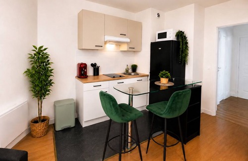 Colombes Apartment | Spacious, Cozy, and Elegant Studio - Near Paris