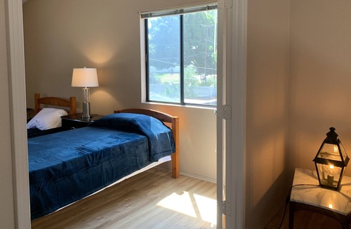 Old Town Camarillo House | Spacious enjoyable Camarillo house in Old Town-1 mile from the Camarillo Outlets