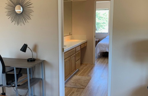 Old Town Camarillo House | Spacious enjoyable Camarillo house in Old Town-1 mile from the Camarillo Outlets