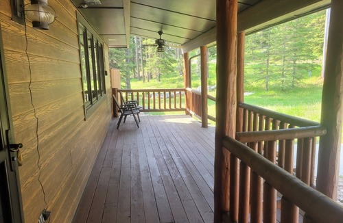 Lead House | Spacious Hillside Cabin Near Slopes
