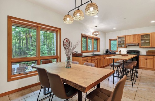 Jacksonport Cabin | Spacious Jacksonport Woodland Cabin: Screened Porch, Near Cave Point & Lake Park