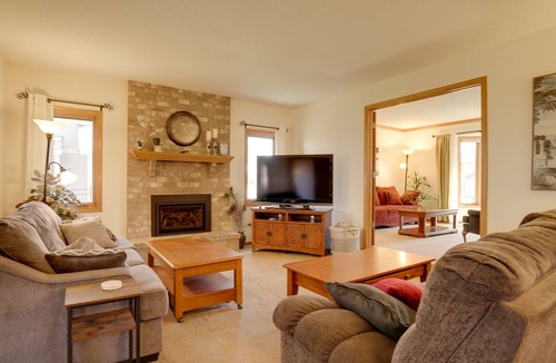 Woodbury House | Spacious Minnesota Getaway w/ Deck & Grill!