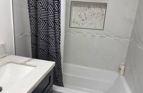 Rowland Heights House | Spacious Modern 4-bedroom house in tranquil La Puente Rowland Heights with AC