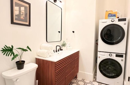 Downtown Apartment | Spacious One-Bedroom with Sofa Bed in Downtown Providence