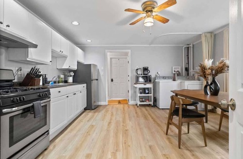 Winter Hill House | Spacious w Parking + Yard + Game | T Harvard MIT