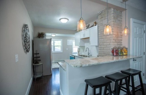 Highland House | St Paul Charm, Close to Airport and Highland Park